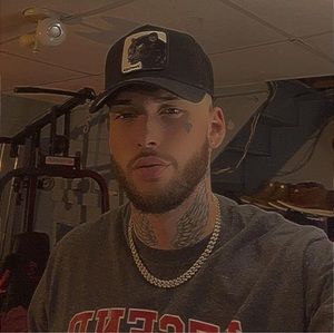 Meet your Posher, Hayden